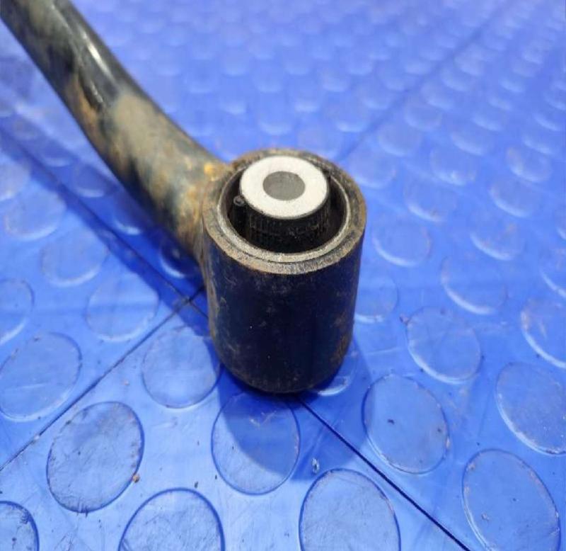 2014 Jeep Grand Cherokee Upper Control Arm Rear