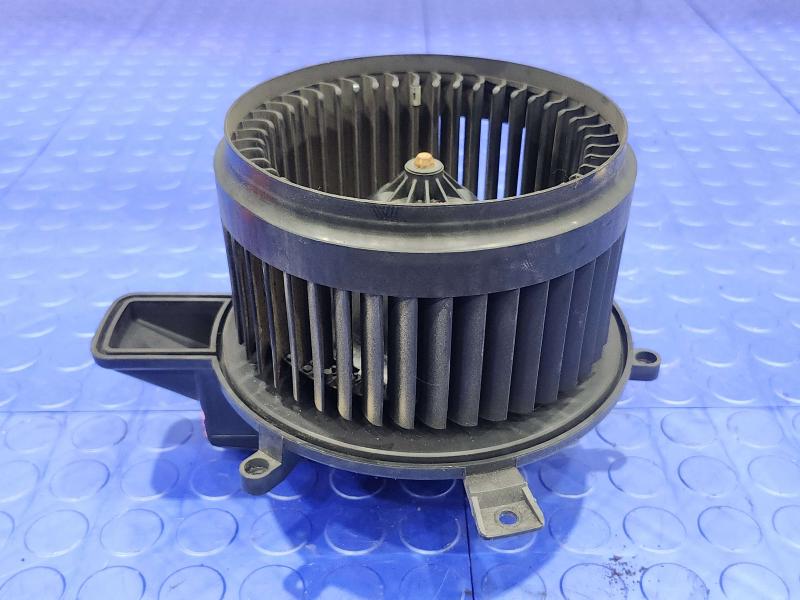 2017 Dodge Grand Caravan Blower Motor