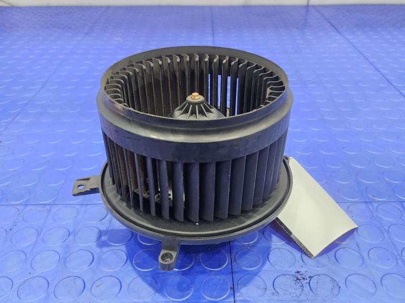 2017 Dodge Grand Caravan Blower Motor