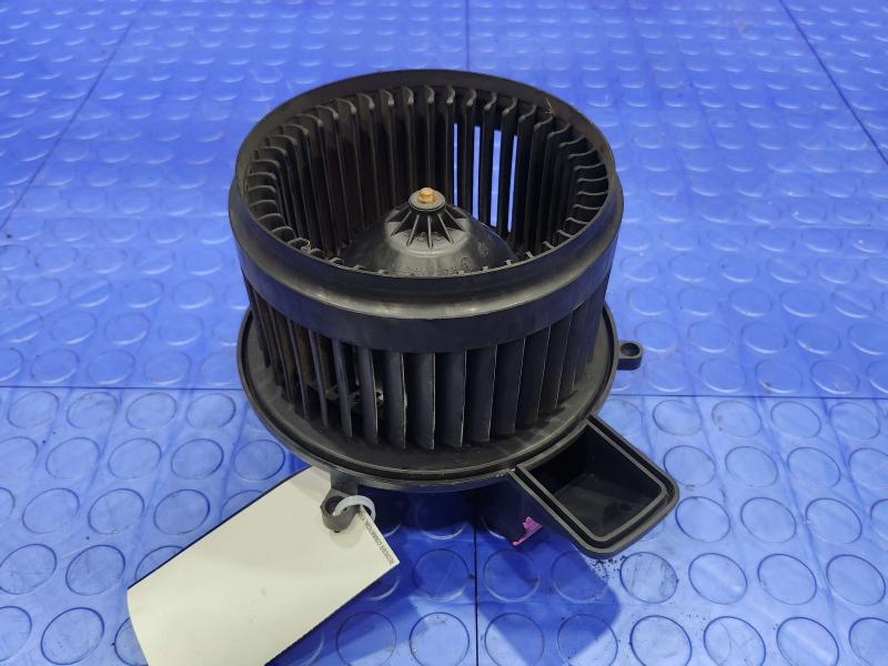 2017 Dodge Grand Caravan Blower Motor