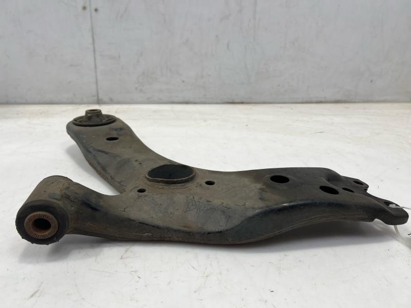 2010 - 2015 Toyota Prius Front Lower Control Arm RH Passenger Side OEM 4806847050