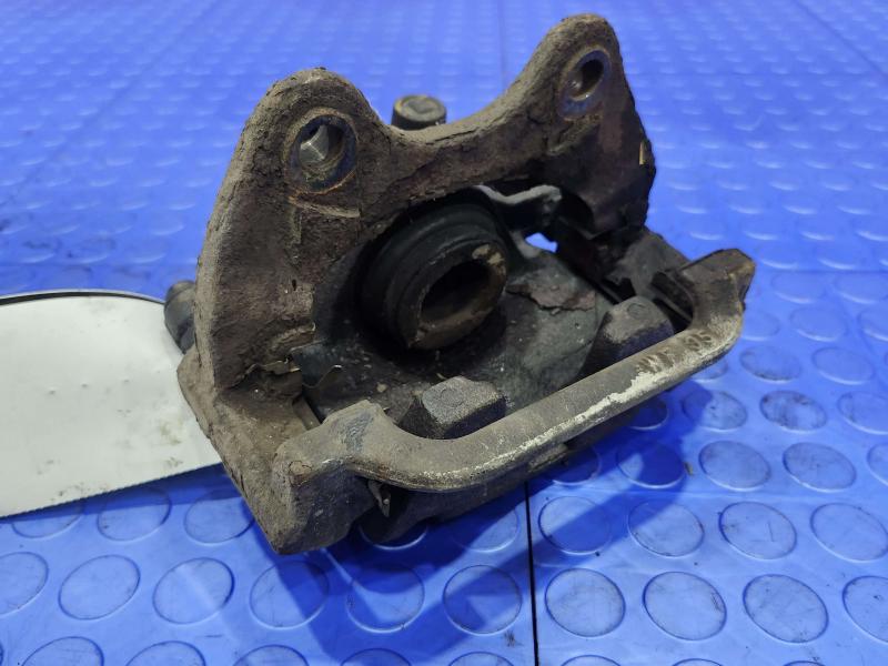 2015 GMC Yukon XL Caliper