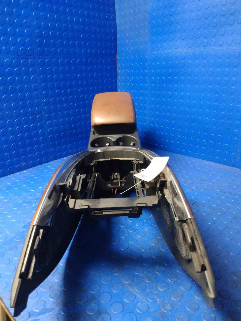 2009 - 2017 Audi Q5 Center Console Assembly Black Auto Trans OEM 8R1863241B6PS