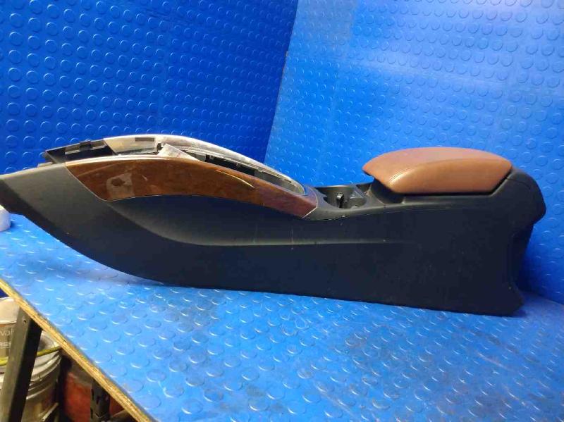 2009 - 2017 Audi Q5 Center Console Assembly Black Auto Trans OEM 8R1863241B6PS