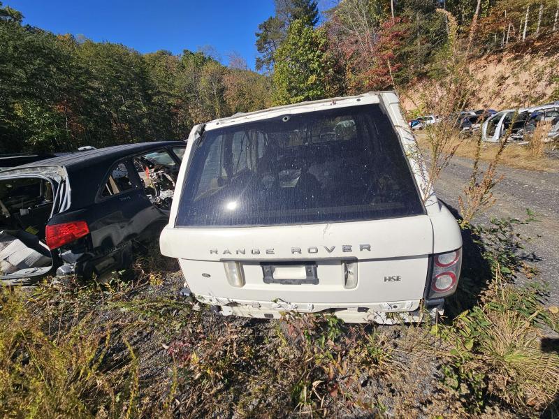 2010 Land Rover Range Rov Center Pillar