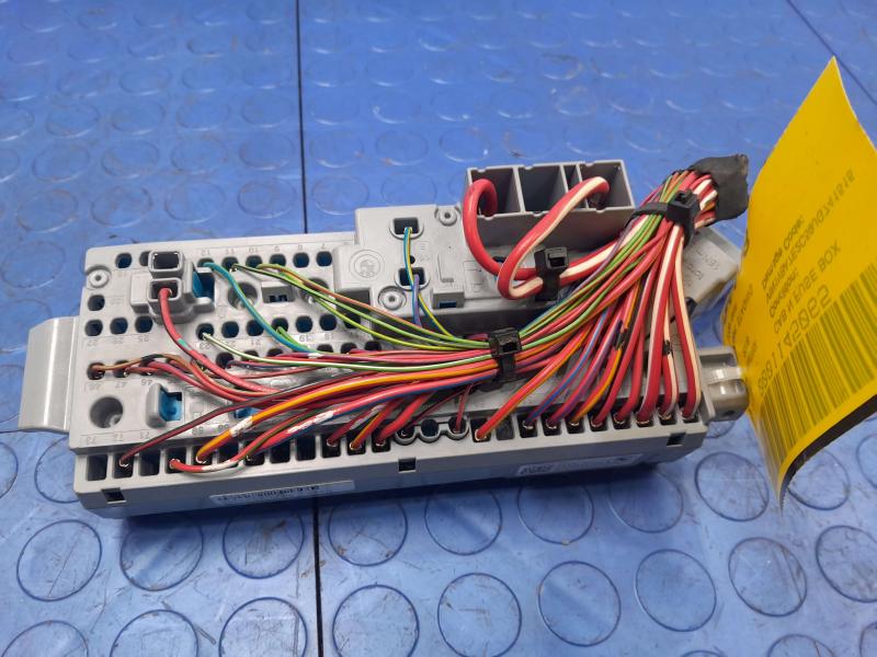 2018 BMW 740I Cabin Fuse Box