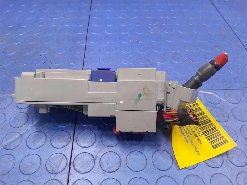 2018 BMW 740I Cabin Fuse Box