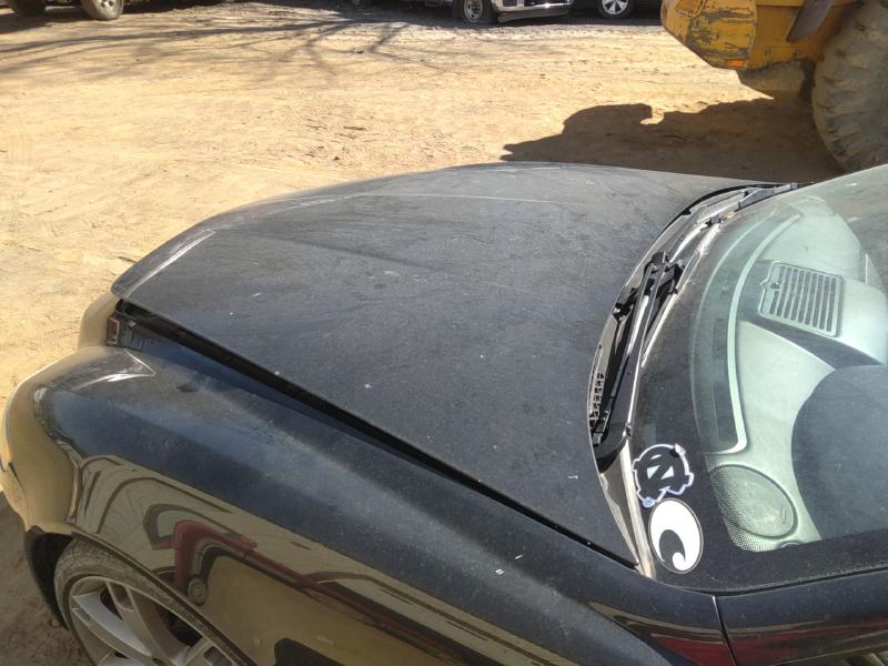 2011 Maserati Quattroporte Hood