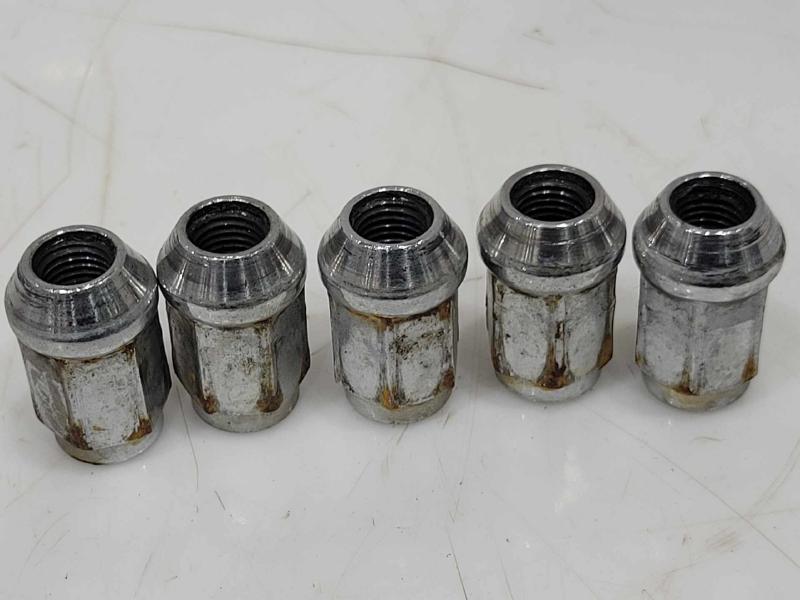2012 Buick Verano Lug Nuts