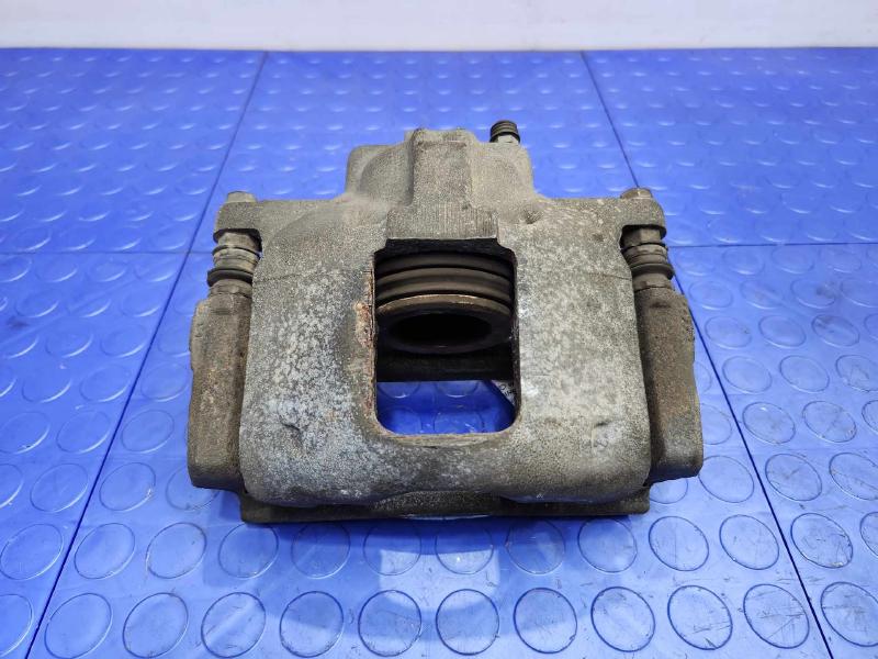 2009 Volkswagen Routan Caliper