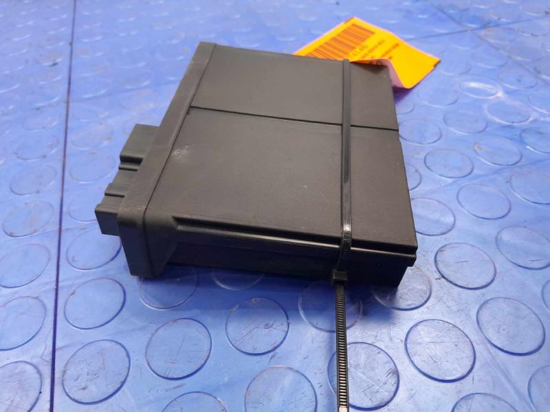 2013 Cadillac ATS Door Lock Control Module Genuine OEM Part 13578782