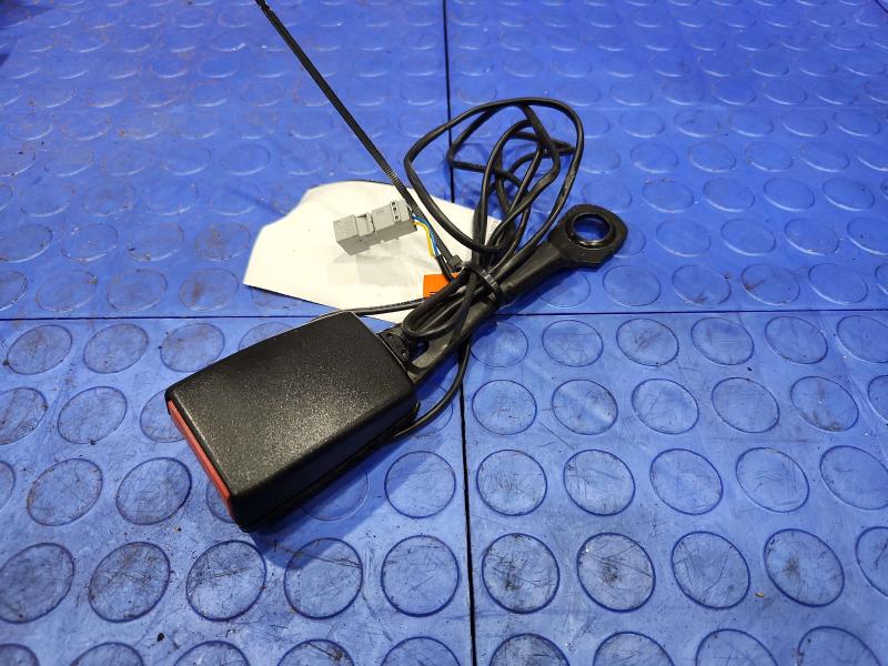 2015 Porsche Panamera Front Seat Belt
