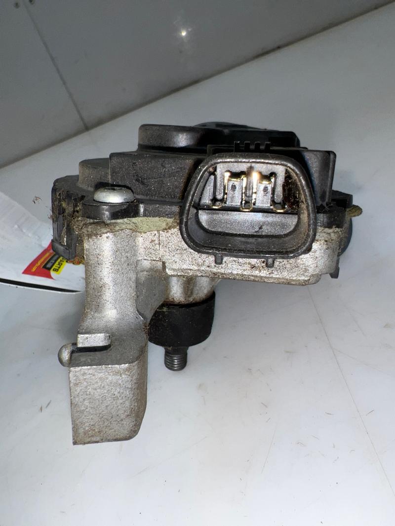 2011 - 2014 Hyundai Sonata Windshield Wiper Motor Genuine OEM 981101U000