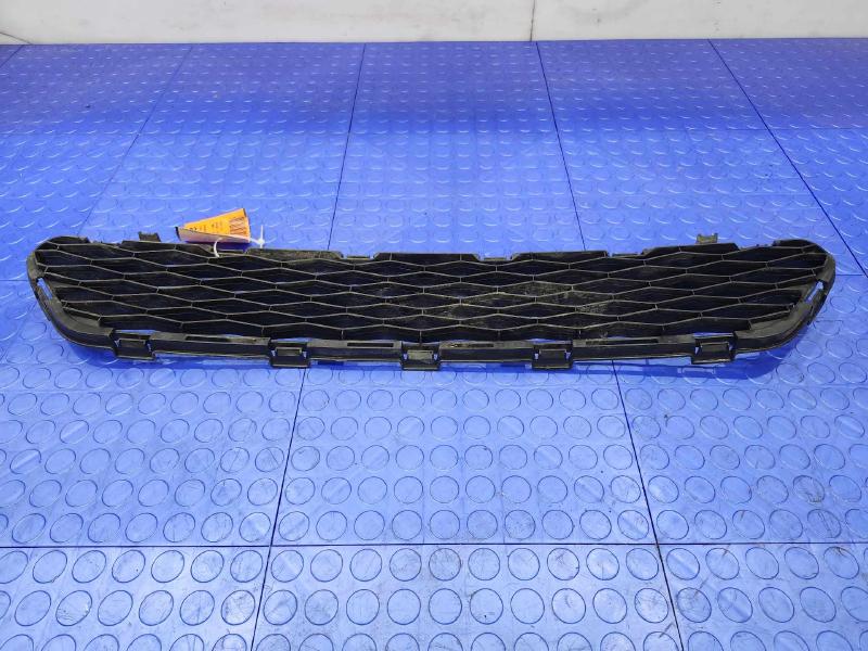 2014-2016 Nissan Rogue Front Bumper Lower Grille Genuine OEM 622544BA0A