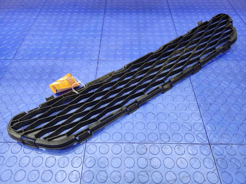 2014-2016 Nissan Rogue Front Bumper Lower Grille Genuine OEM 622544BA0A