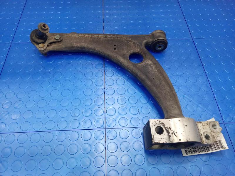 2006 Volkswagen Passat Lower Control Arm Front