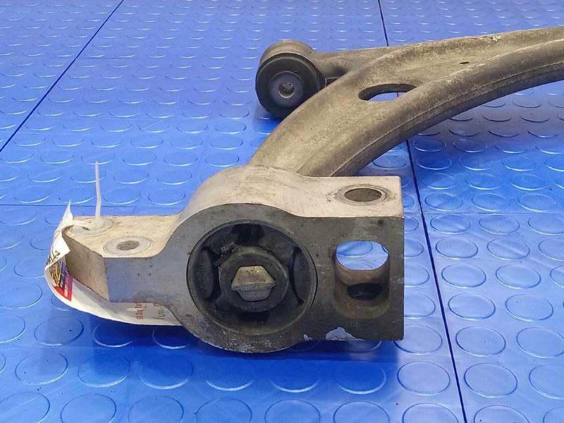 2006 Volkswagen Passat Lower Control Arm Front
