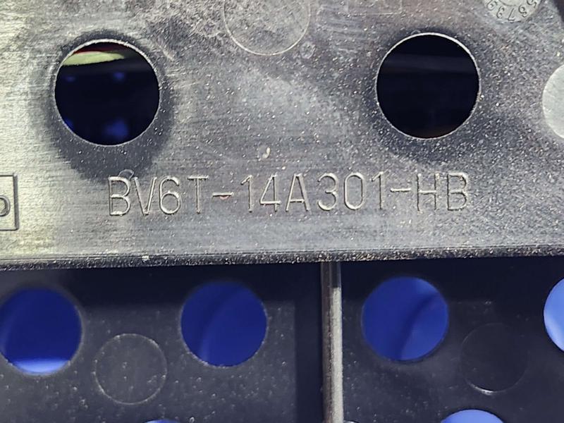 2014 Ford Focus Cabin Fuse Box
