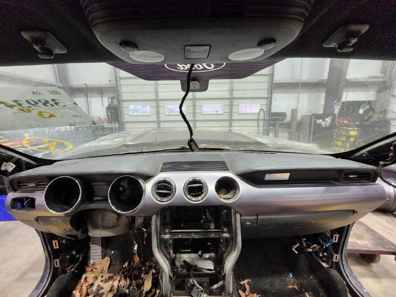 2016 Ford Mustang Dash Panel