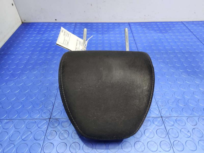 2016 Nissan Rogue Headrest