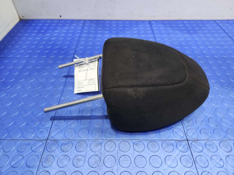 2016 Nissan Rogue Headrest