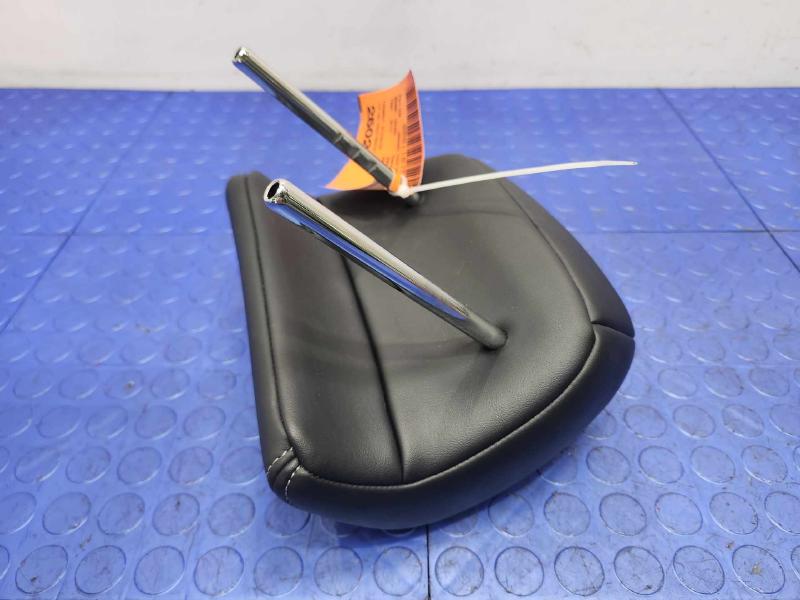 2013 Lexus GS 350 Headrest