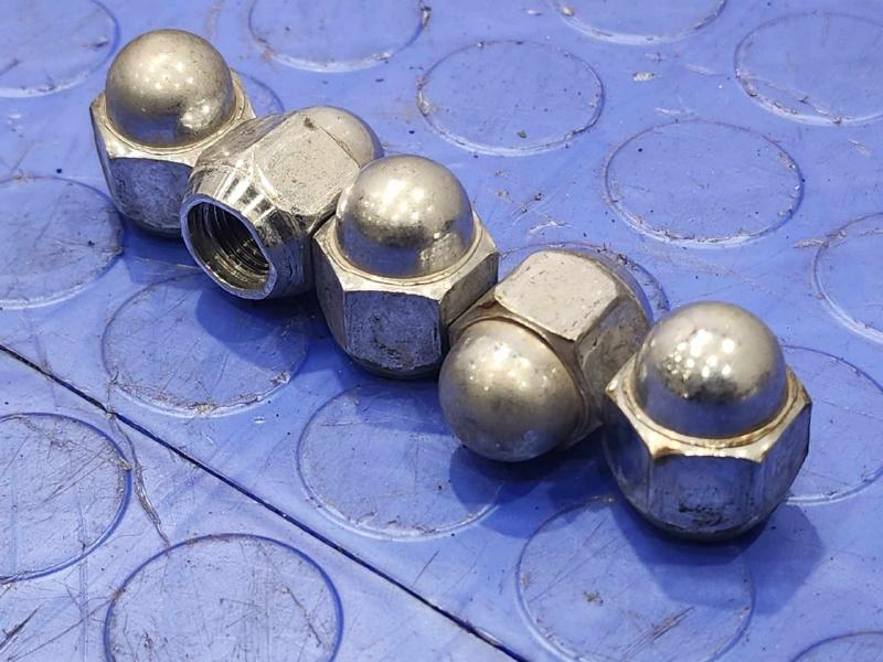 2018 Subaru Legacy Lug Nuts