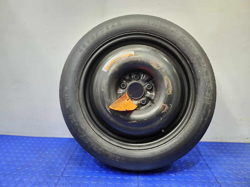 2017 Nissan Maxima Wheel