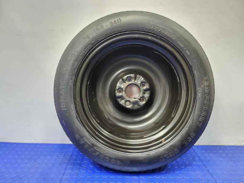 2017 Nissan Maxima Wheel