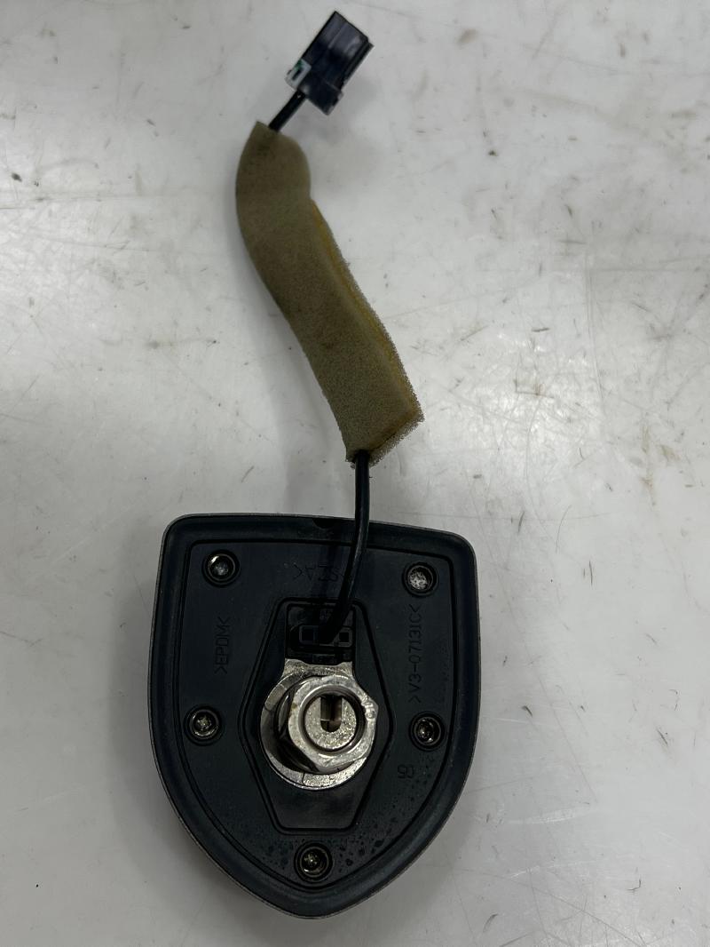 2009 Honda Pilot Radio Antenna Assembly Gray NH741M OEM 39150SZAA01ZF