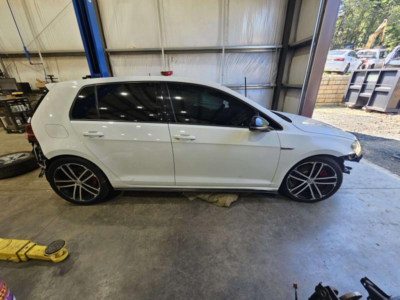 2017 Volkswagen Golf GTI Front Door