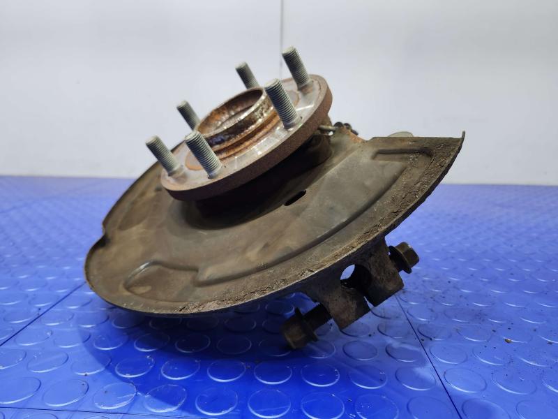 2011 Infiniti QX56 Spindle Knuckle Front