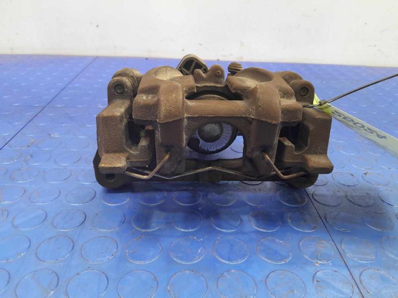 2016 Subaru Legacy Caliper