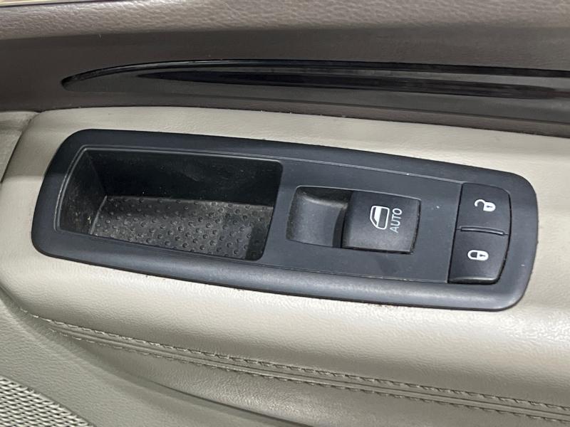 2012 Dodge Durango Front Door Trim Panel