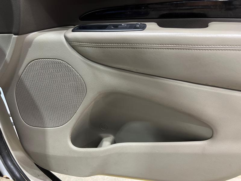 2012 Dodge Durango Front Door Trim Panel