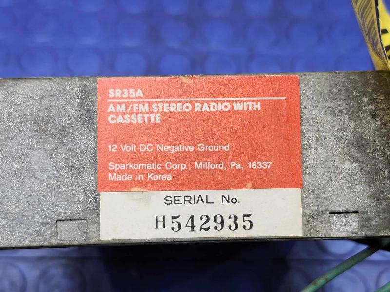1982 Ford Econoline E-350 Audio & Visual Equip.(Radio)