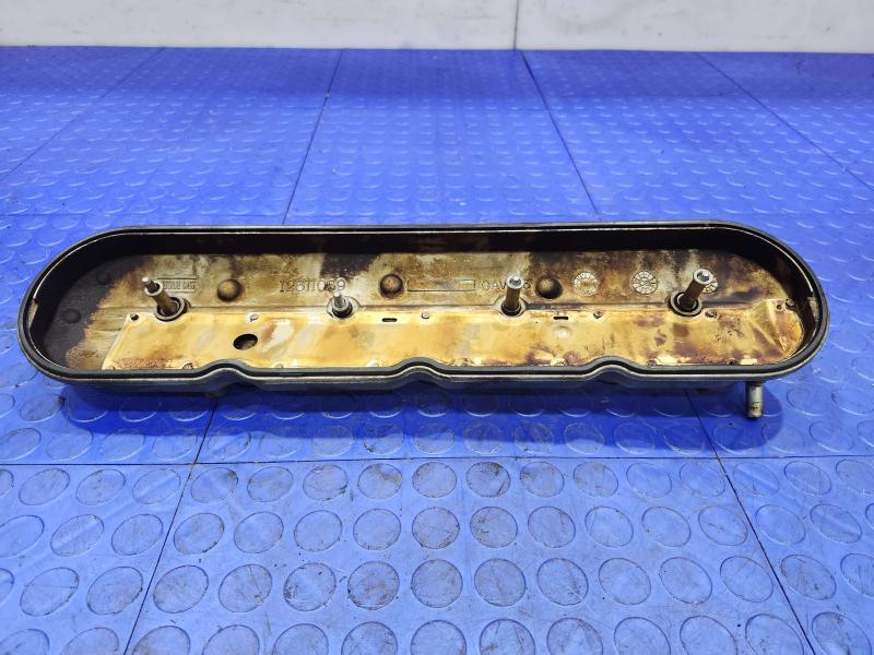 2010 Chevrolet Tahoe Valve Cover