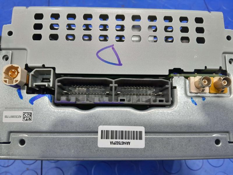 2013-2020 Dodge Journey Radio Receiver AM-FM-CD-MP3 Sirius OEM 68209665AA