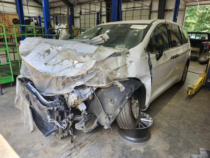 2021 Chrysler Voyager Center Pillar