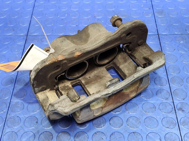 2016 Kia Sedona Caliper