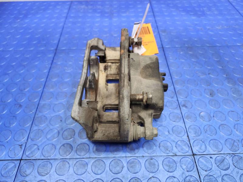 2016 Kia Sedona Caliper