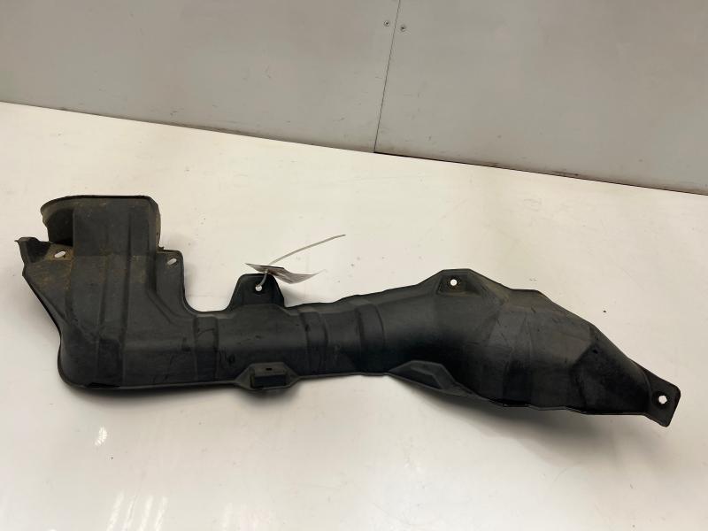 2000 - 2004 Nissan Xterra Fuel Filler Neck Dust Cover Protector OEM 17290-7Z000