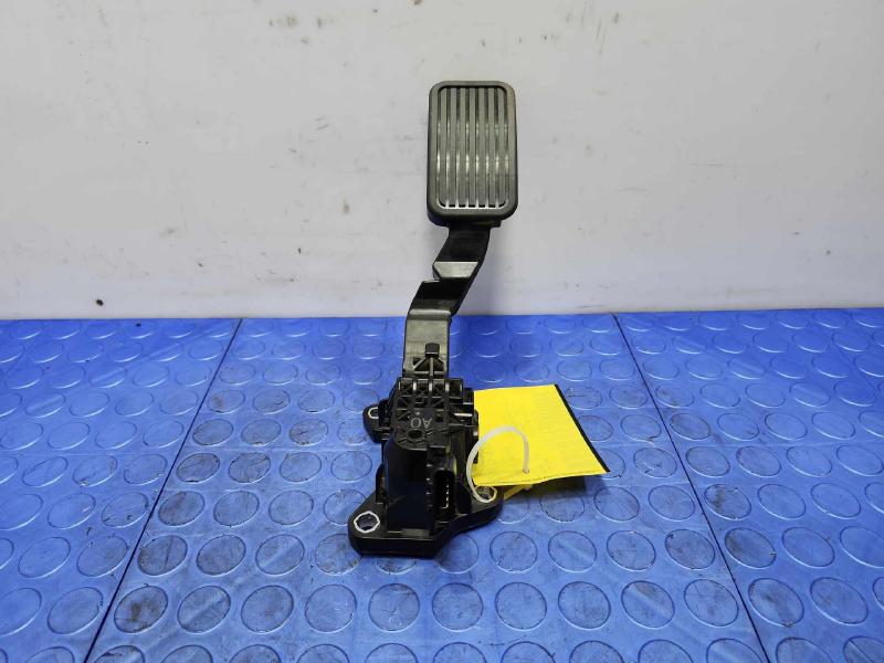 2016-2018 Acura RDX Accelerator Pedal Assembly Genuine OEM Part 17800-T1W-A01