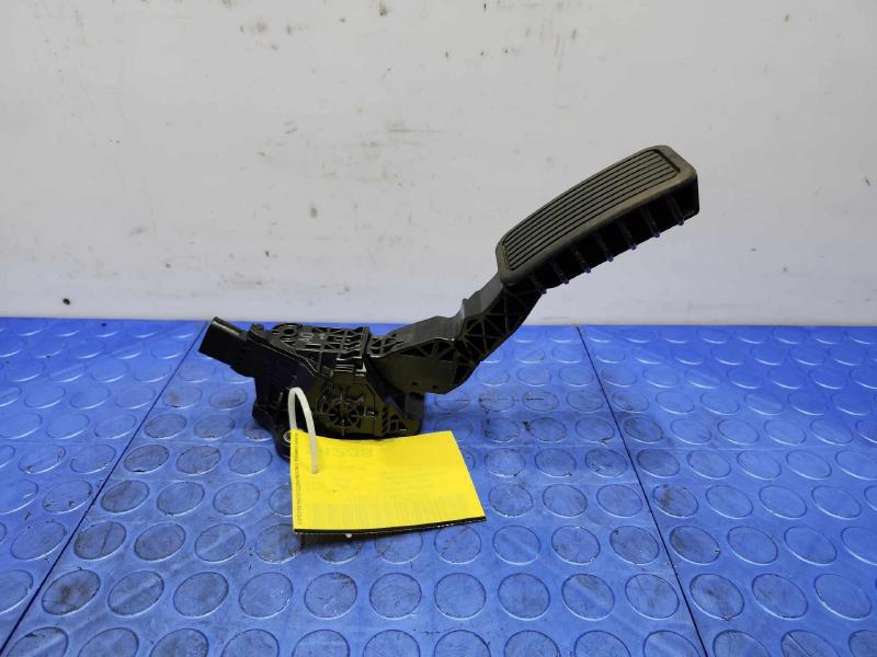 2016-2018 Acura RDX Accelerator Pedal Assembly Genuine OEM Part 17800-T1W-A01