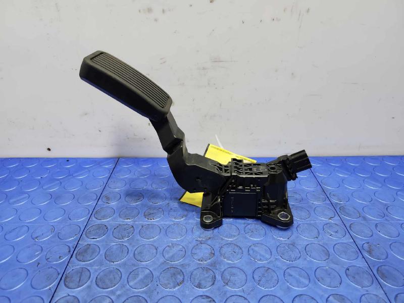 2016-2018 Acura RDX Accelerator Pedal Assembly Genuine OEM Part 17800-T1W-A01
