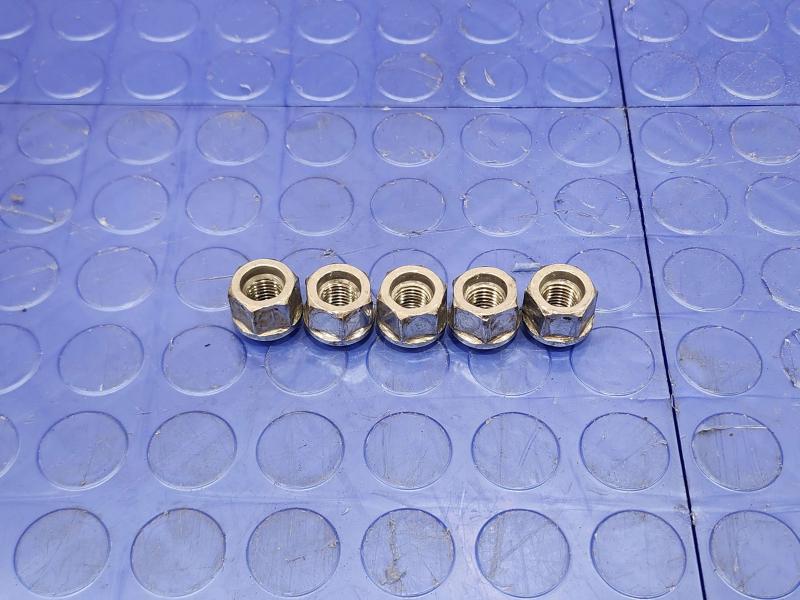 2013 Honda Civic Lug Nuts