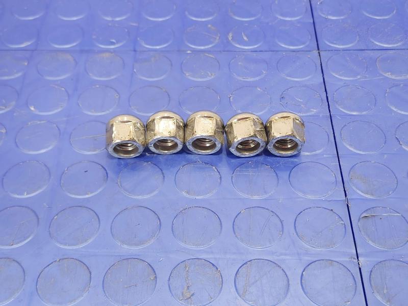 2013 Honda Civic Lug Nuts