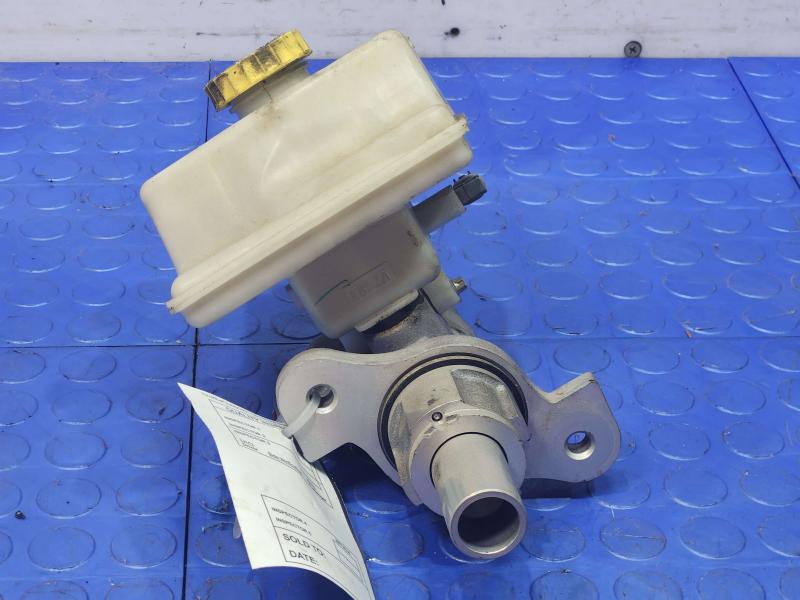 2011-2015 Dodge Durango Brake Master Cylinder Assembly Genuine OEM 68207364AA