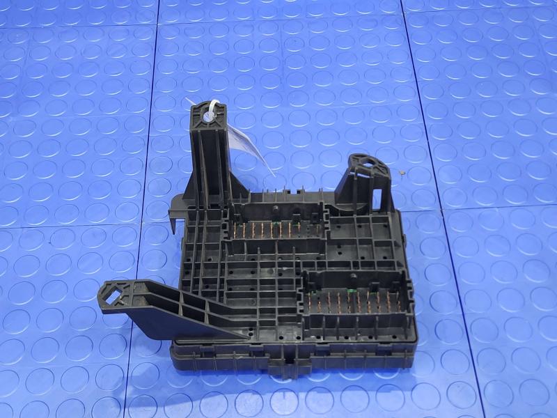 2015 Chevrolet Tahoe Cabin Fuse Box