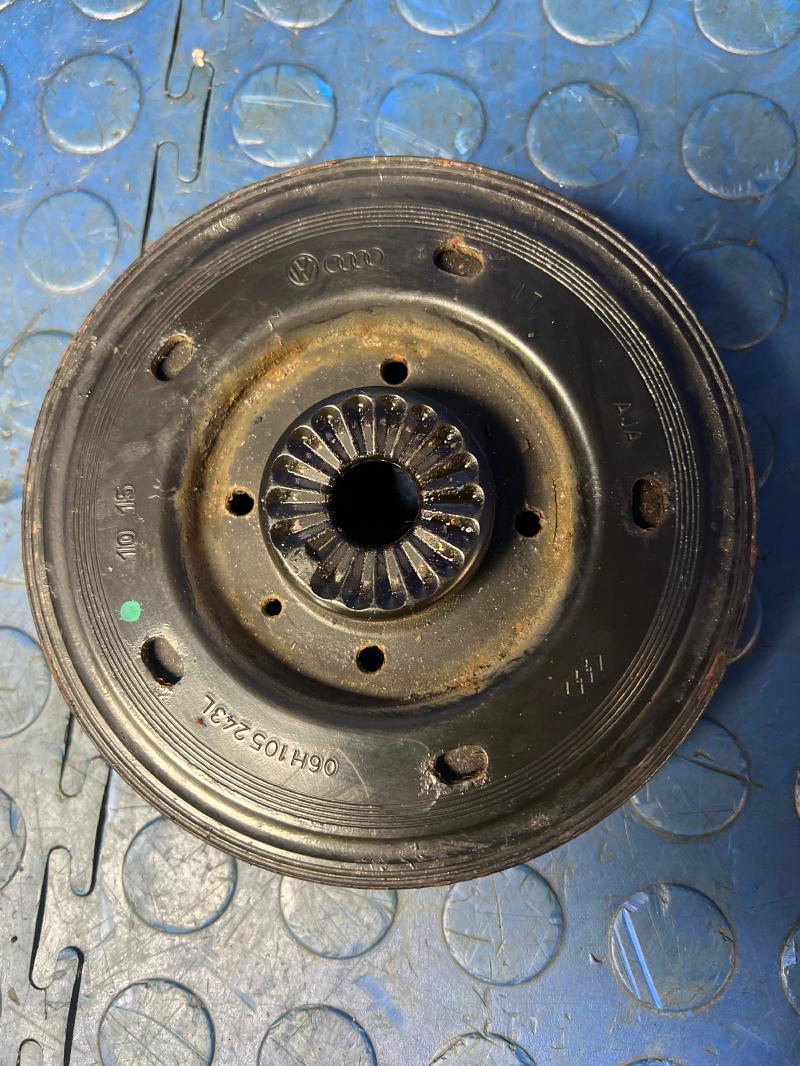 2012 Volkswagen CC Harmonic Balancer